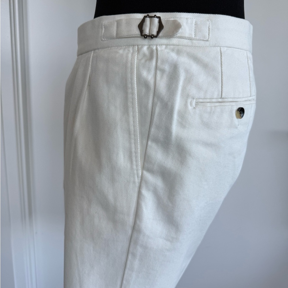 Stylish Denim WhiteShorts with Side Buckle Detail